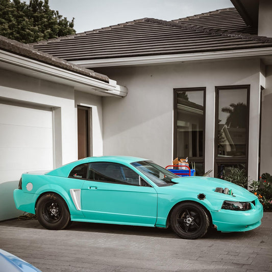 Gloss Porsche Mint Green Car Vinyl Wrap PET product image 2 - Veloro gloss vinyl wrap