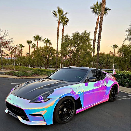 Gloss Rainbow Holographic Chrome White Car Vinyl Wrap PET product image 3 - Veloro chrome vinyl wrap