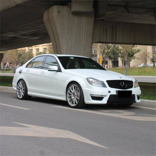 Matte Ultimate Flat Bluish White Car Vinyl Wrap product image 2 - Veloro matte vinyl wrap