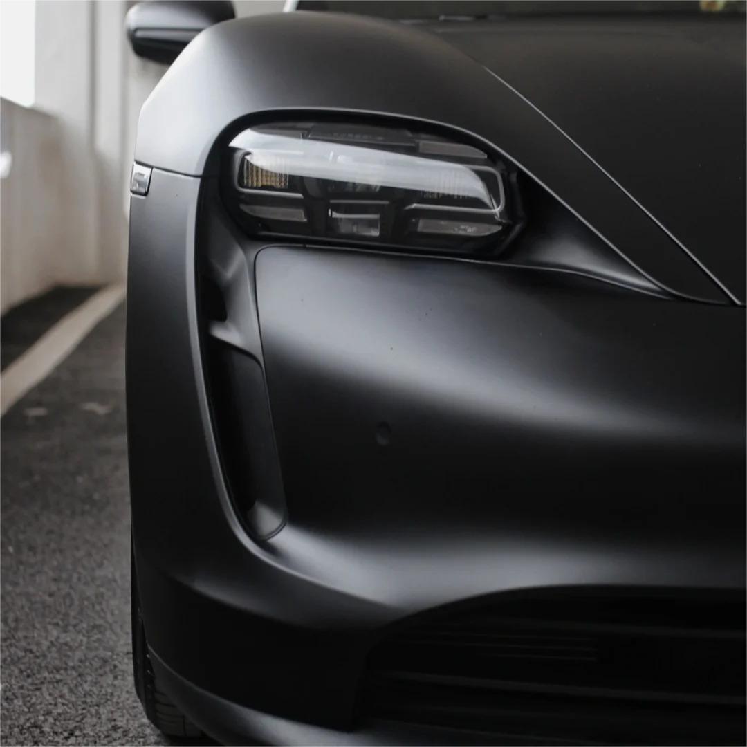 Matte Ultimate Flat Deep Black Car Vinyl Wrap product image 11 - Veloro matte vinyl wrap