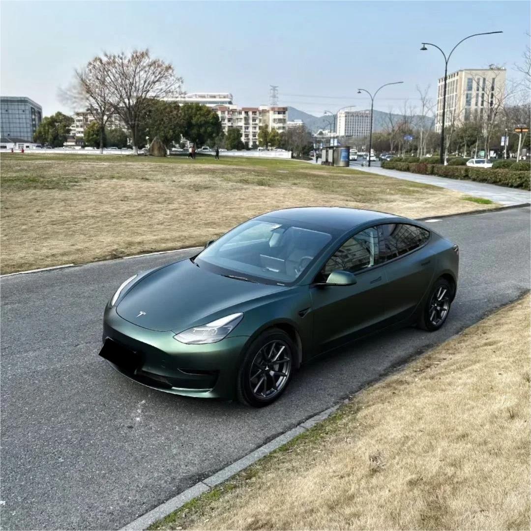 Matte Metallic Antique Green Car Vinyl Wrap product image 10 - Veloro matte vinyl wrap
