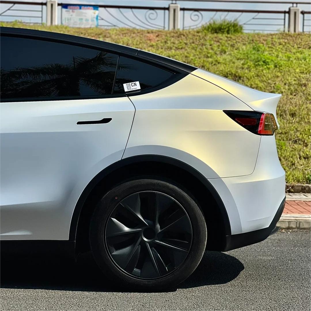 Matte Metallic Chameleon Gold Grey Car Vinyl Wrap product image 9 - Veloro color shift vinyl wrap