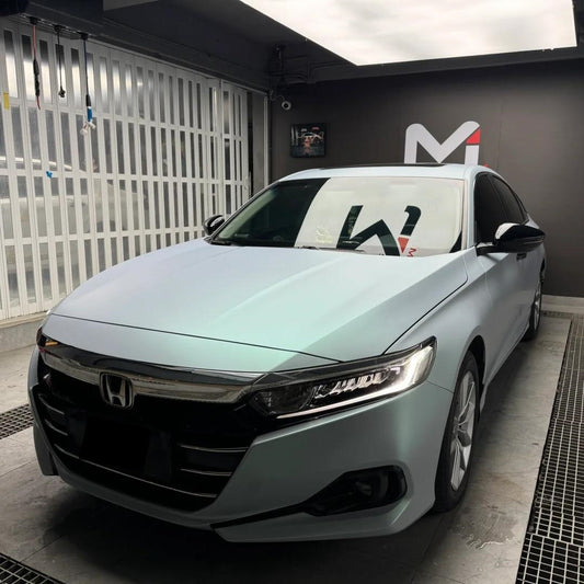 Matte Metallic Chameleon Green Blue Car Vinyl Wrap product image 3 - Veloro color shift vinyl wrap