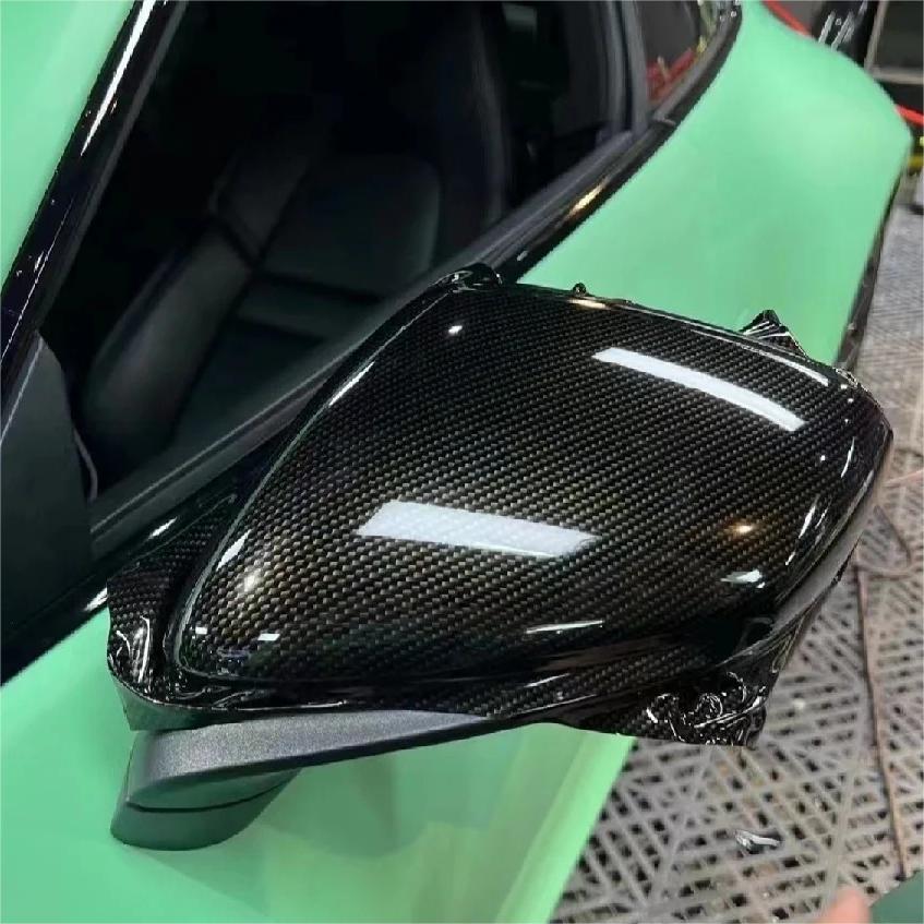 5D Gloss Carbon Fiber Black Car Vinyl Wrap product image 2 - Veloro carbon fiber vinyl wrap