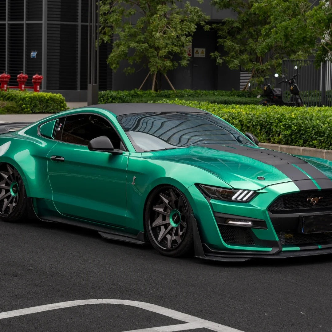 Gloss Metallic Isle Of Man Green Car Vinyl Wrap product image 9 - Veloro metallic vinyl wrap