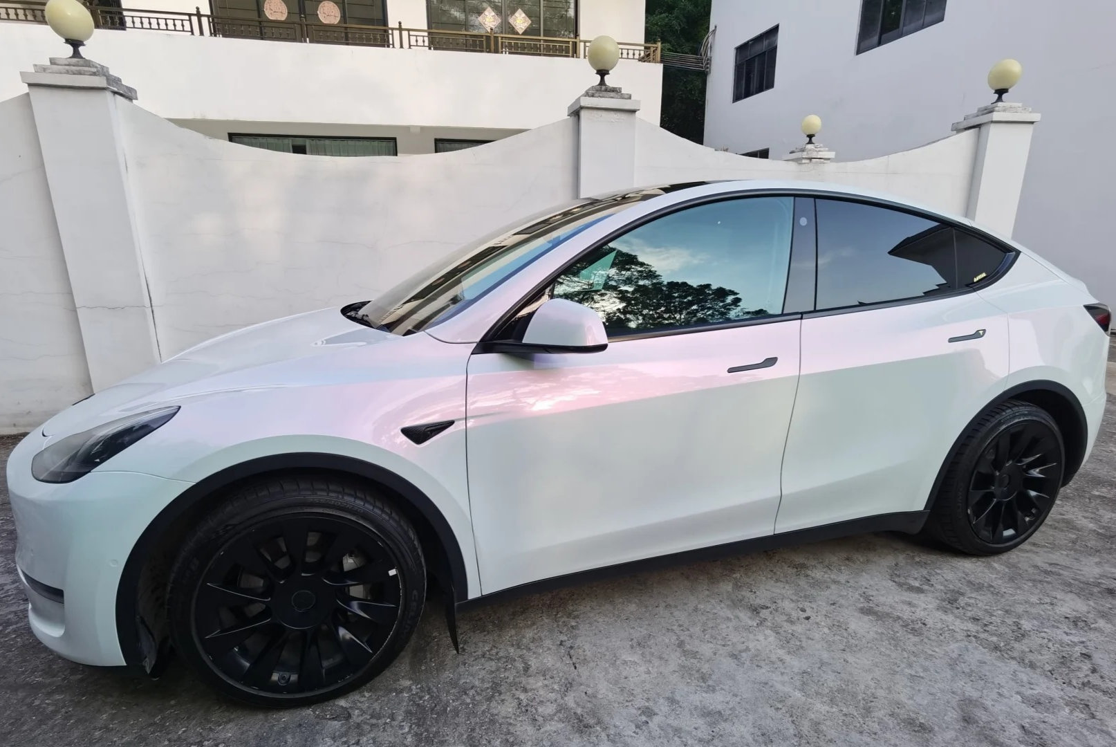 Gloss Chameleon Purple White Car Vinyl Wrap PET product image 10 - Veloro color shift vinyl wrap
