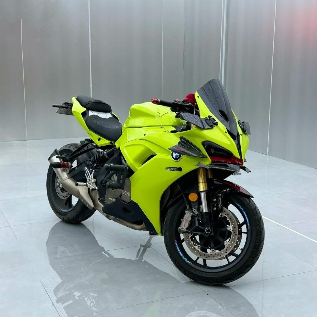 Gloss Chartreuse Green Car Vinyl Wrap PET product image 5 - Veloro gloss vinyl wrap