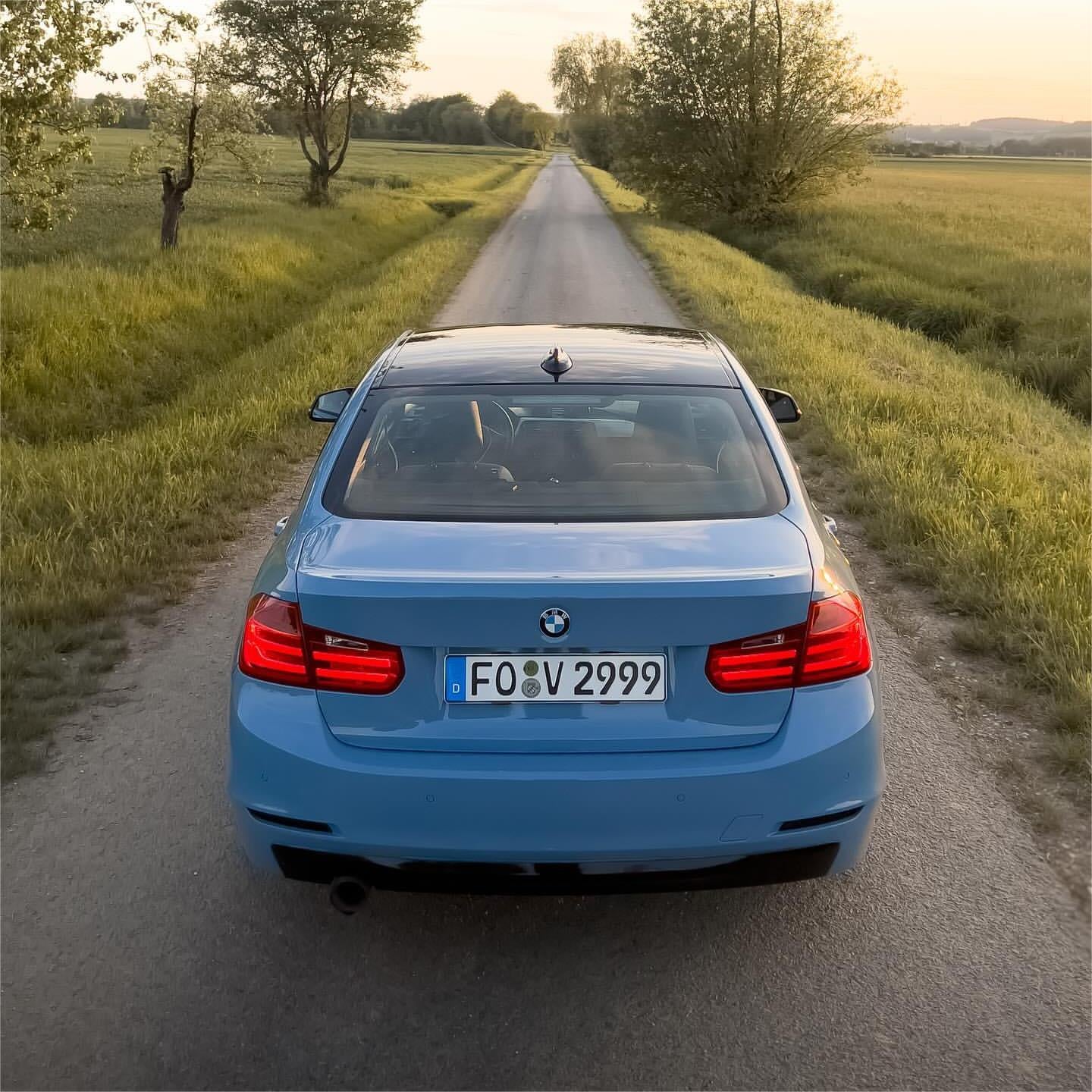 Gloss China Blue Car Vinyl Wrap PET product image 10 - Veloro gloss vinyl wrap