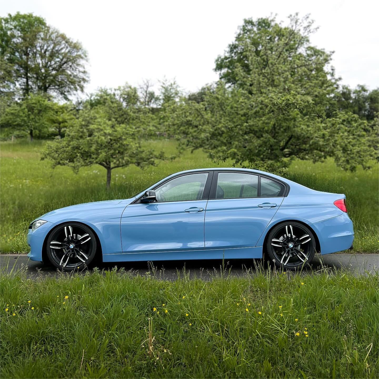 Gloss China Blue Car Vinyl Wrap PET product image 6 - Veloro gloss vinyl wrap