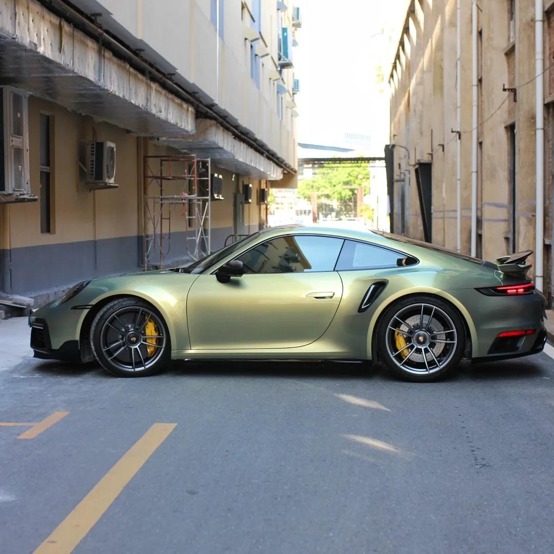 Gloss Chameleon Color Shift Urban Bamboo Car Vinyl Wrap PET Porsche product image 7 - Veloro color shift vinyl wrap