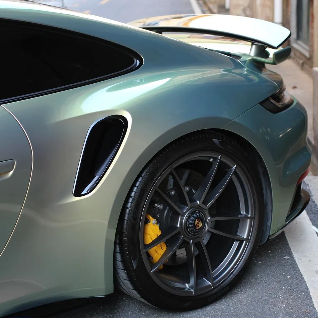 Gloss Chameleon Color Shift Urban Bamboo Car Vinyl Wrap PET Porsche product image 11 - Veloro color shift vinyl wrap