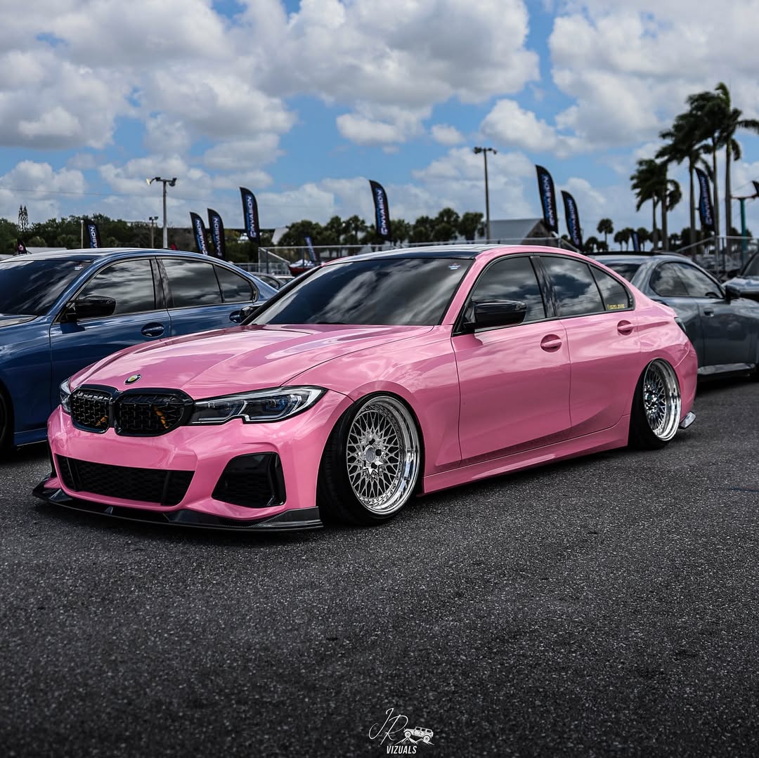 Gloss Crystal Light Pink Car Vinyl Wrap PET product image 4 - Veloro gloss vinyl wrap