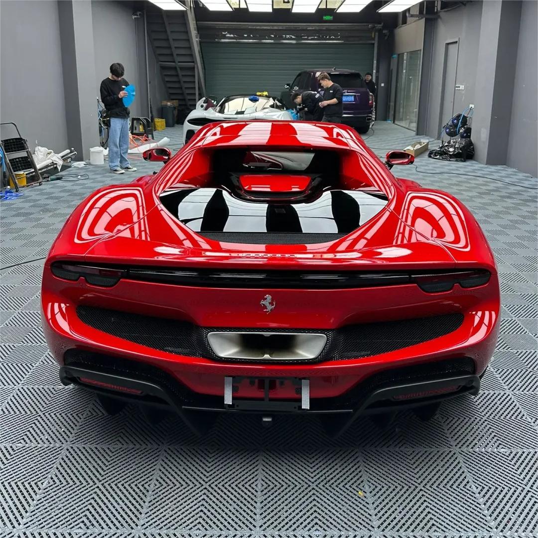 Gloss Ferrari Red Car Vinyl Wrap PET product image 5 - Veloro gloss vinyl wrap