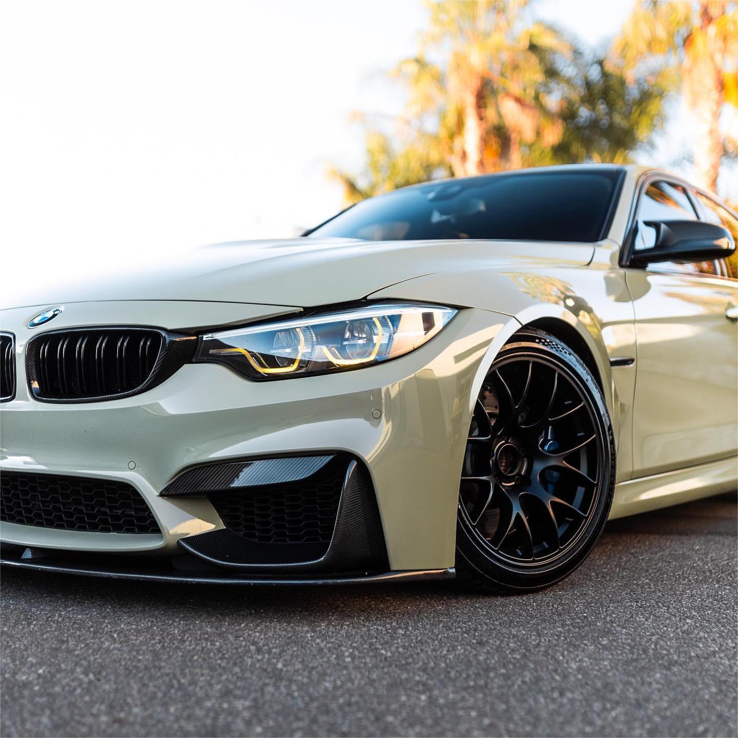 Gloss Light Khaki Green Car Vinyl Wrap product image 10 - Veloro gloss vinyl wrap