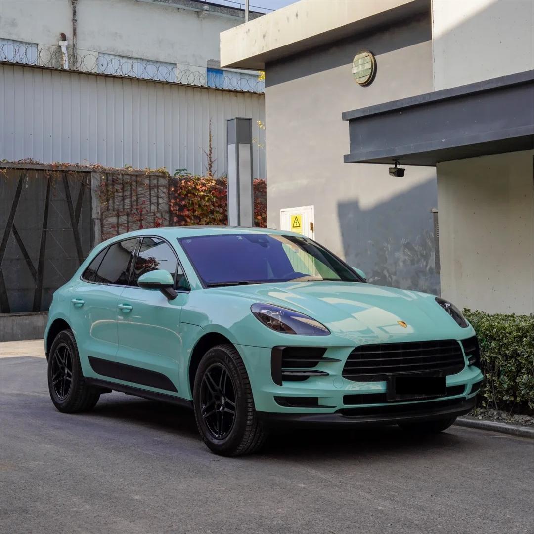 Gloss Light Mint Cragginess Green Car Vinyl Wrap PET product image 2 - Veloro gloss vinyl wrap