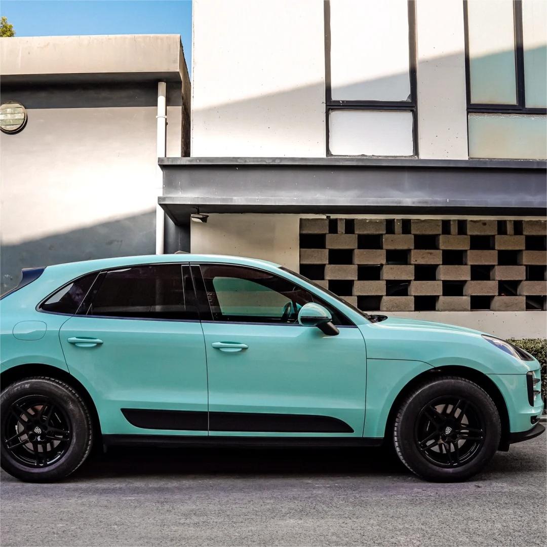 Gloss Light Mint Cragginess Green Car Vinyl Wrap PET product image 5 - Veloro gloss vinyl wrap