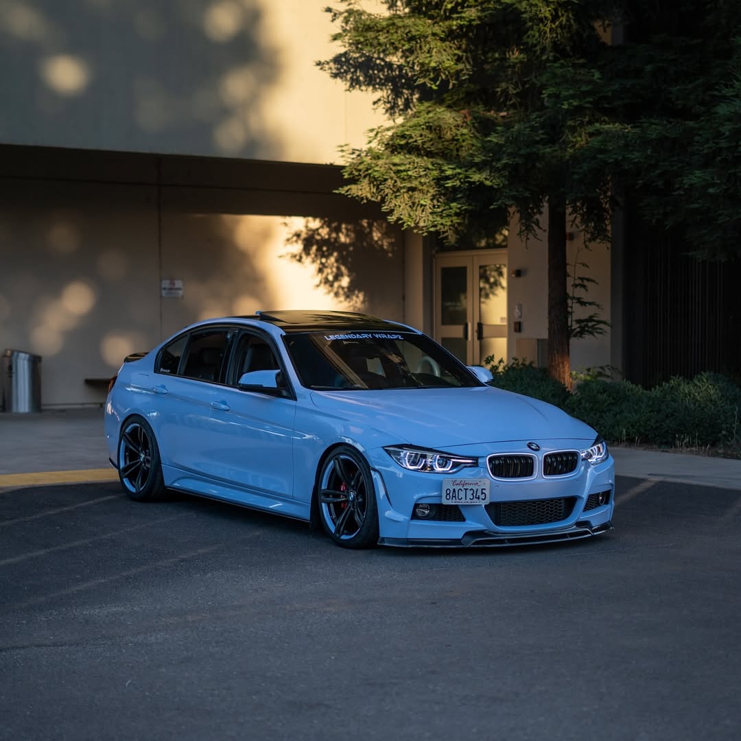 Gloss Macaron Baby Blue Car Vinyl Wrap PET product image 3 - Veloro gloss vinyl wrap