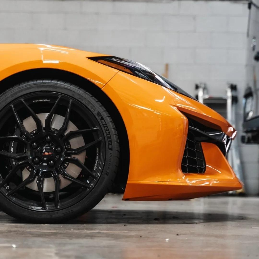 Gloss Mclaren Orange Car Vinyl Wrap PET product image 5 - Veloro gloss vinyl wrap