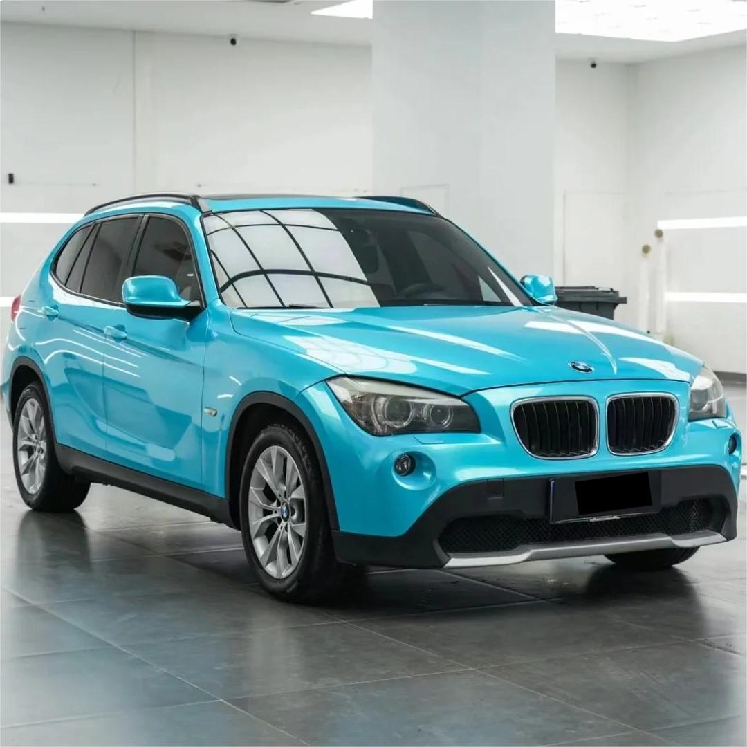 Gloss Metallic Ocean Blue Car Vinyl Wrap product image 2 - Veloro metallic vinyl wrap