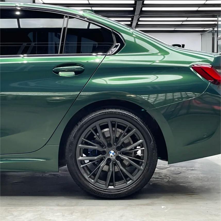 Gloss Metallic Blackish Green Car Vinyl Wrap product image 10 - Veloro metallic vinyl wrap