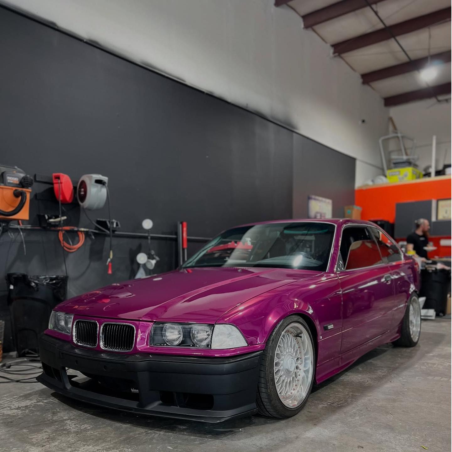 Gloss Metallic Candy Purple Car Vinyl Wrap PET product image 3 - Veloro metallic vinyl wrap