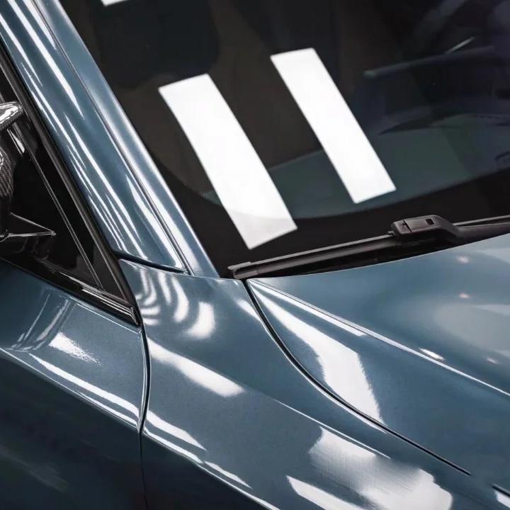 Gloss Metallic Cerulean Green Car Vinyl Wrap BMW product image 10 - Veloro metallic vinyl wrap