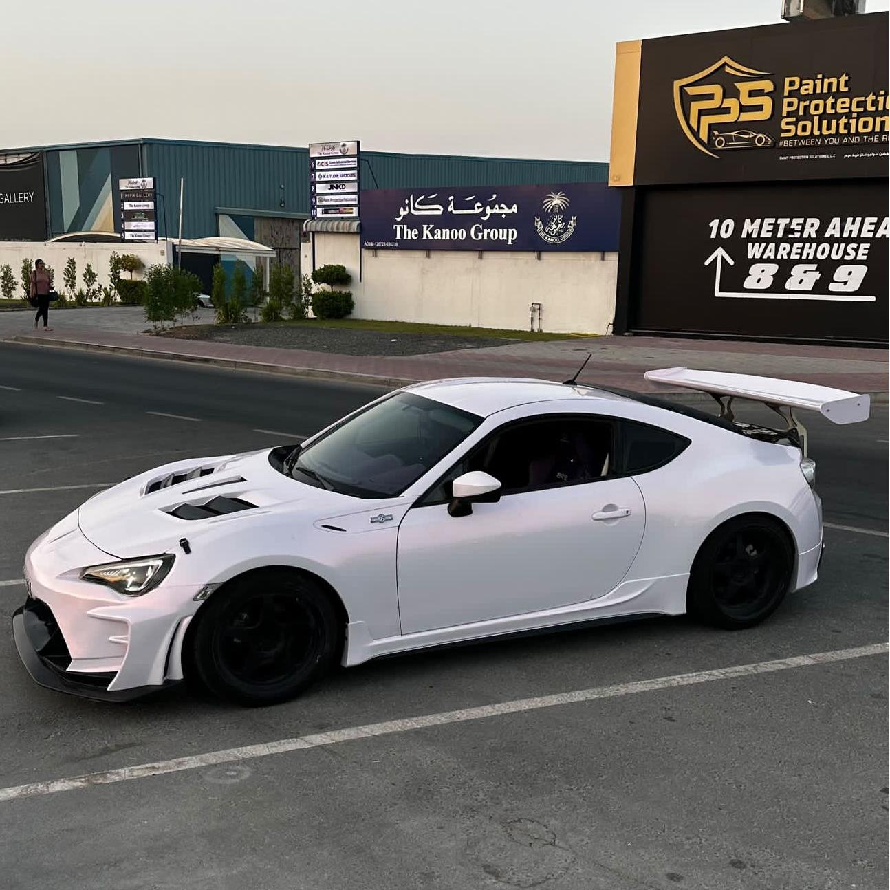 Gloss Metallic Chameleon Diamond Pollen Pink White Car Vinyl Wrap PET product image 4 - Veloro color shift vinyl wrap