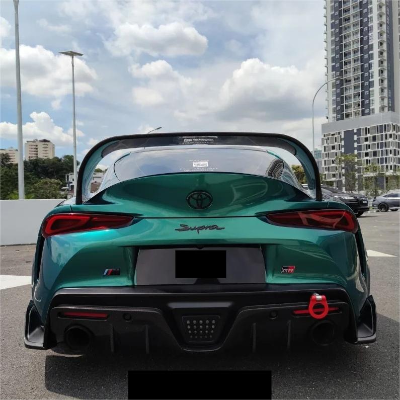 Gloss Metallic Chameleon Green Black Car Vinyl Wrap product image 4 - Veloro color shift vinyl wrap