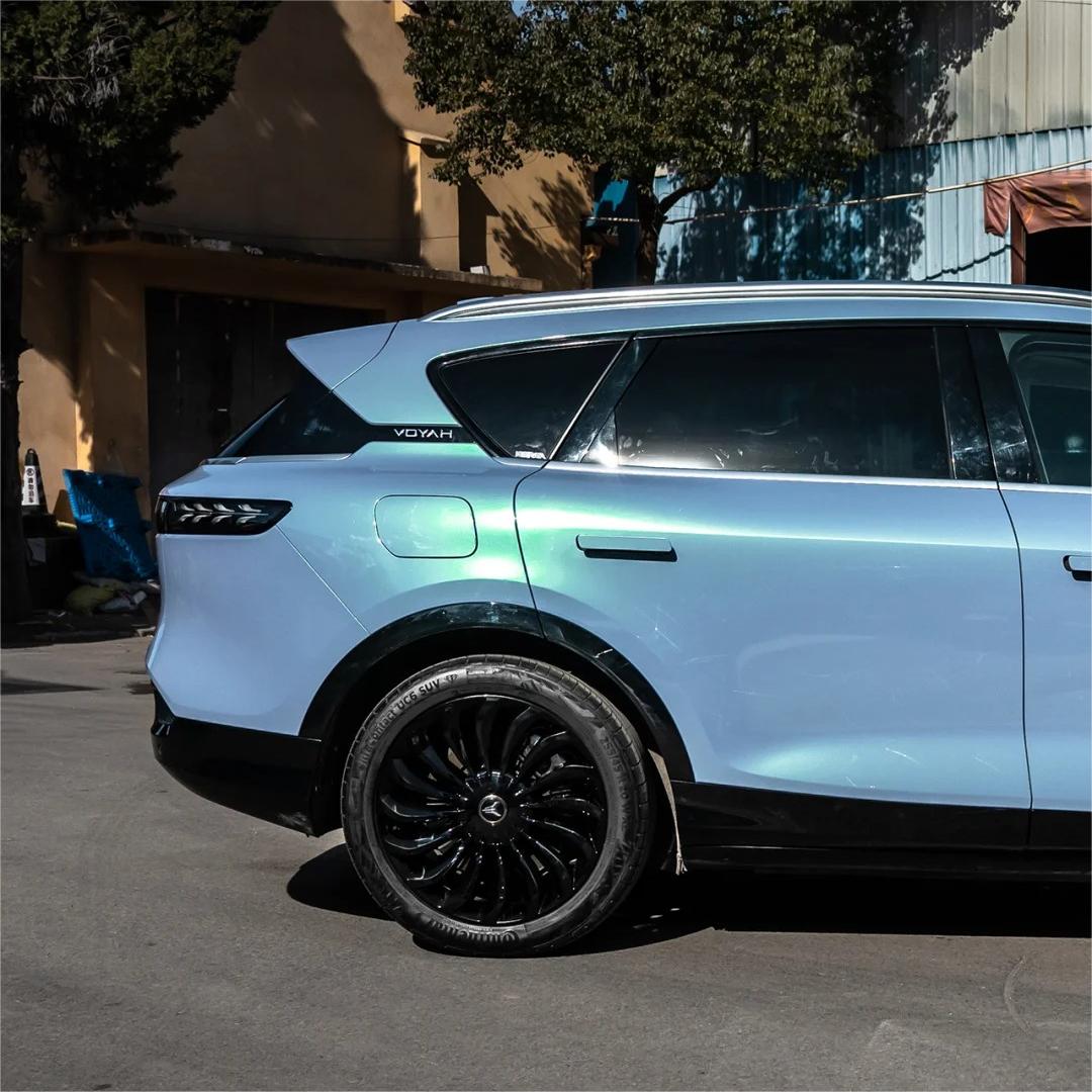 Gloss Metallic Chameleon Green Blue Car Vinyl Wrap product image 5 - Veloro color shift vinyl wrap