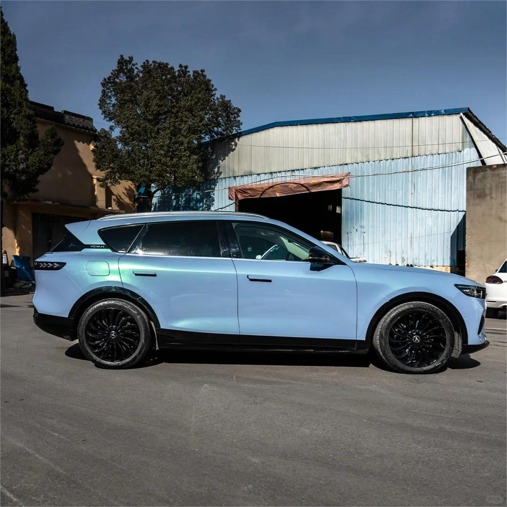 Gloss Metallic Chameleon Green Blue Car Vinyl Wrap product image 4 - Veloro color shift vinyl wrap