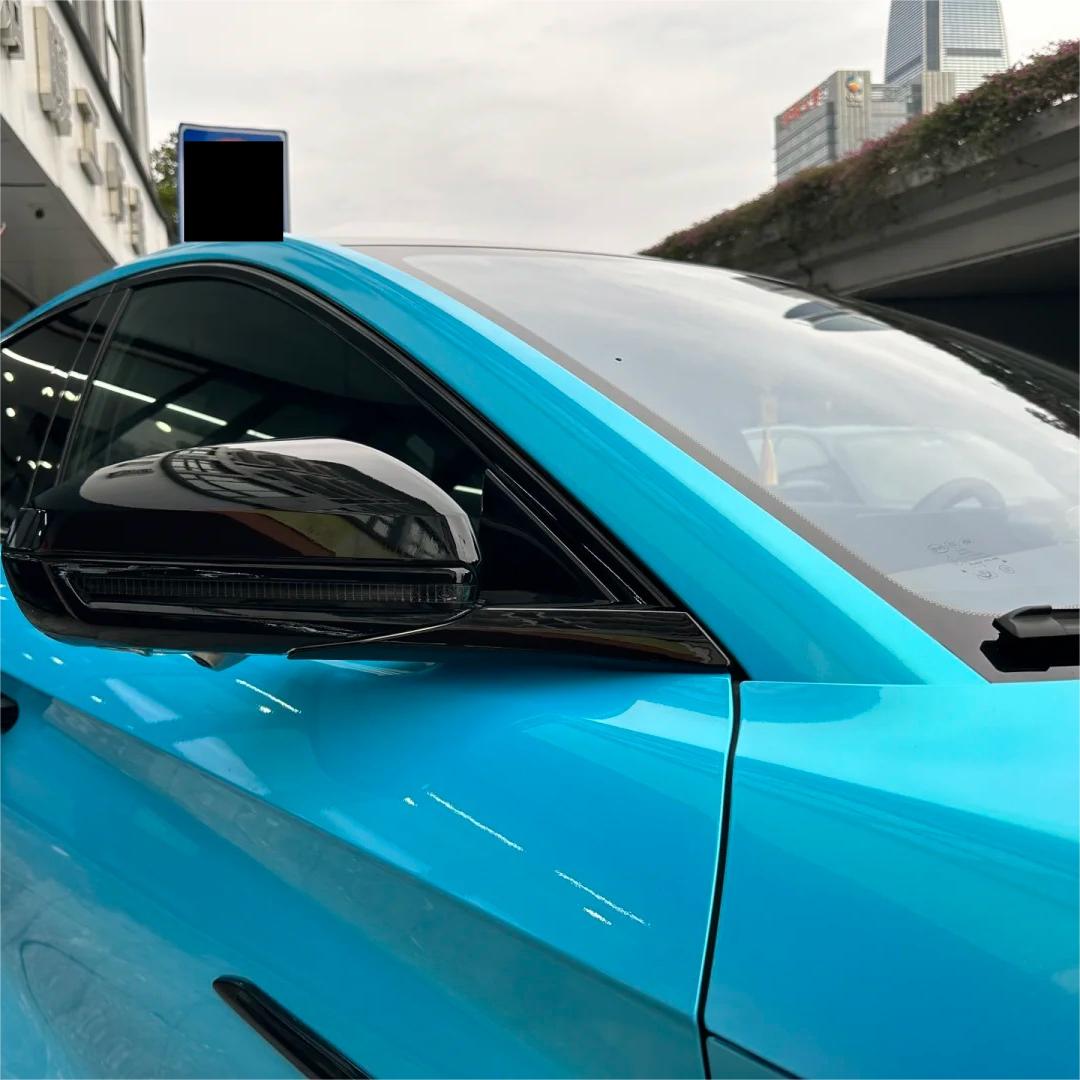 Gloss Metallic Chameleon Green Sky Blue Car Vinyl Wrap product image 6 - Veloro color shift vinyl wrap