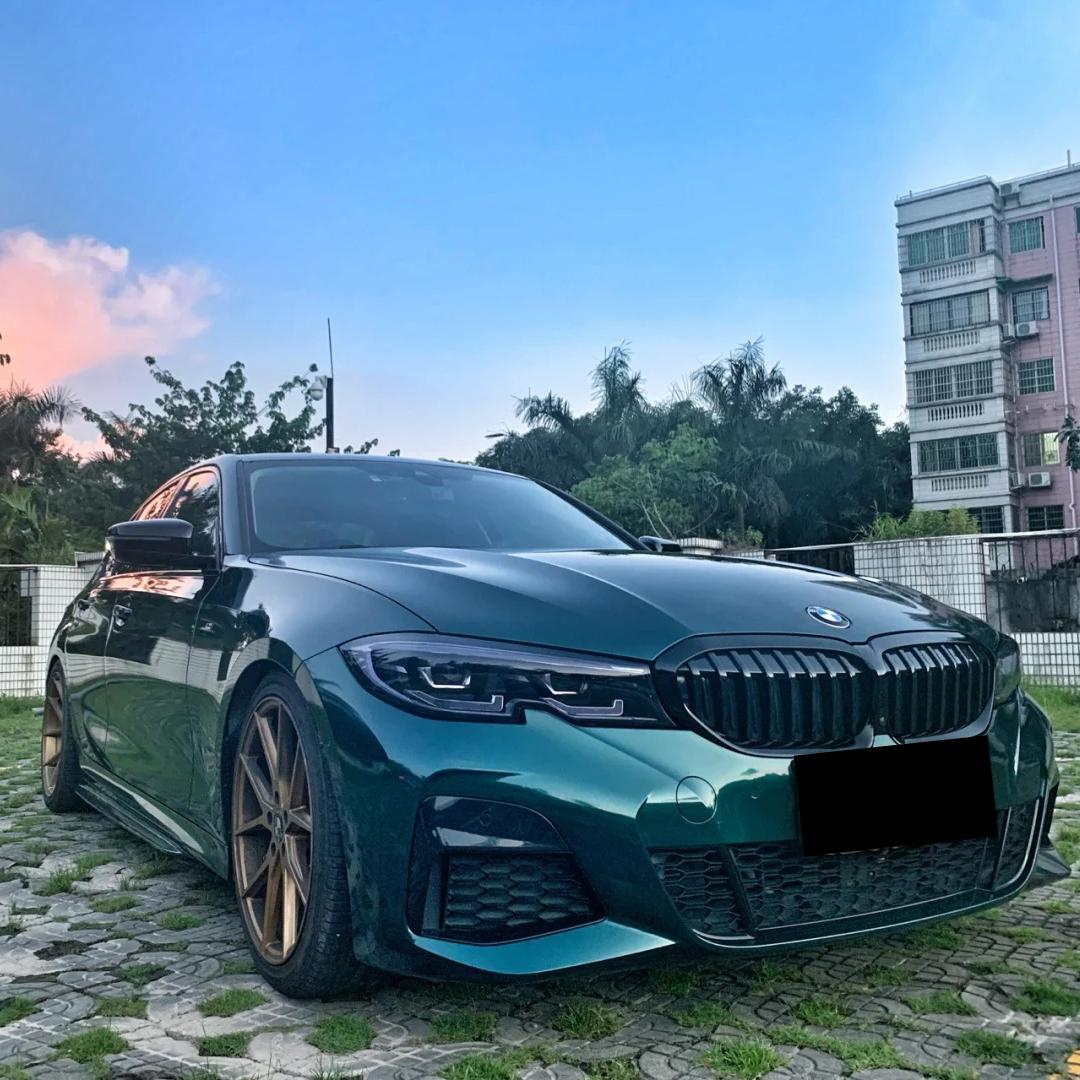 Gloss Metallic Dark Green Car Vinyl Wrap PET product image 2 - Veloro metallic vinyl wrap