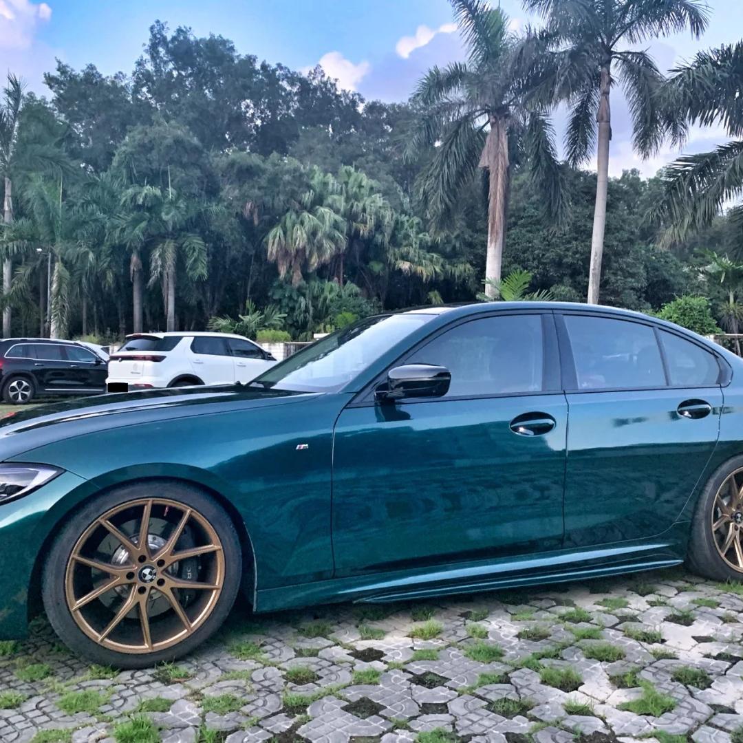 Gloss Metallic Dark Green Car Vinyl Wrap PET product image 4 - Veloro metallic vinyl wrap