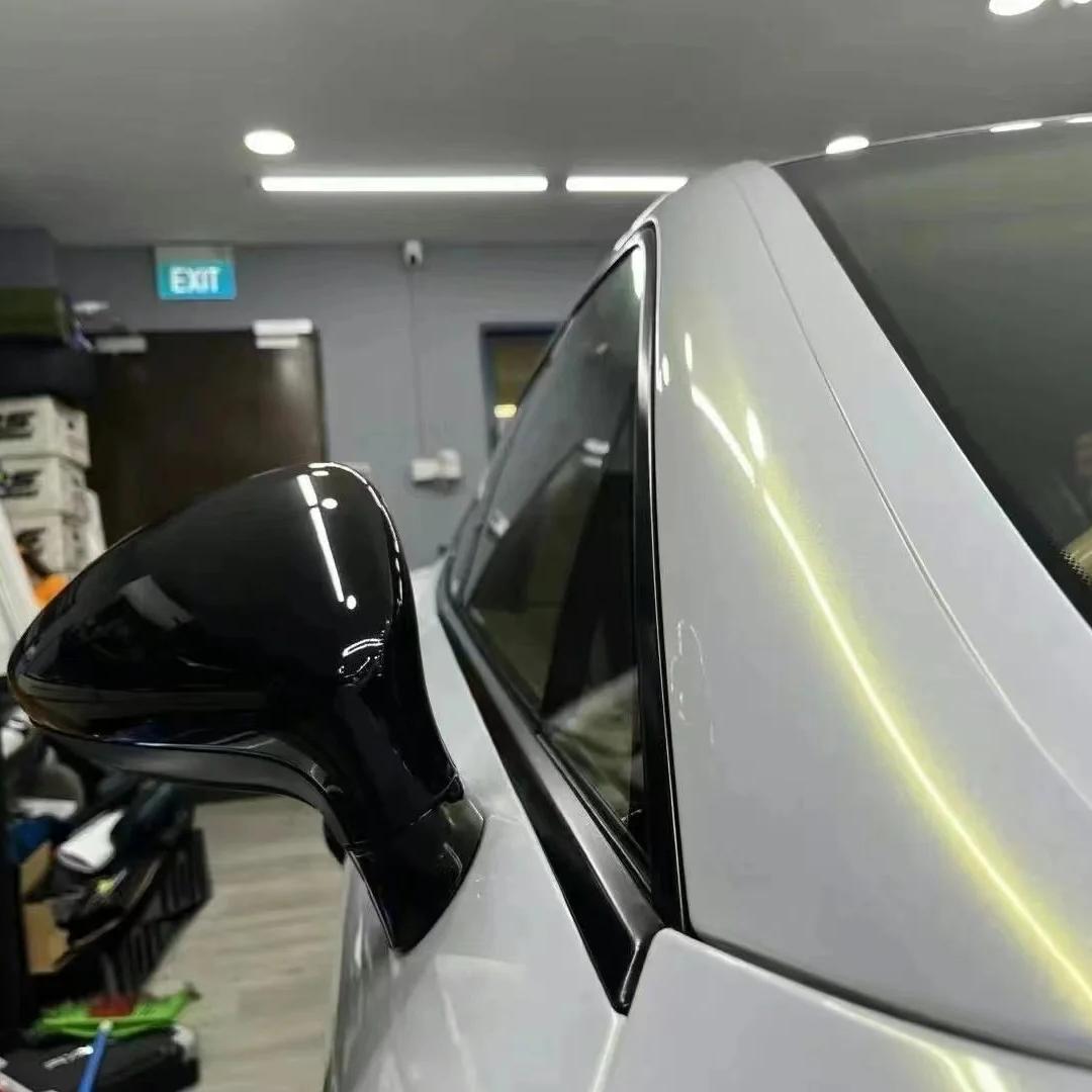 Gloss Metallic Diamond Chameleon Gold White Car Vinyl Wrap product image 5 - Veloro color shift vinyl wrap