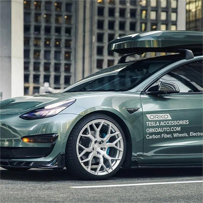 Gloss Metallic Diamond Fir Green Car Vinyl Wrap product image 4 - Veloro metallic vinyl wrap