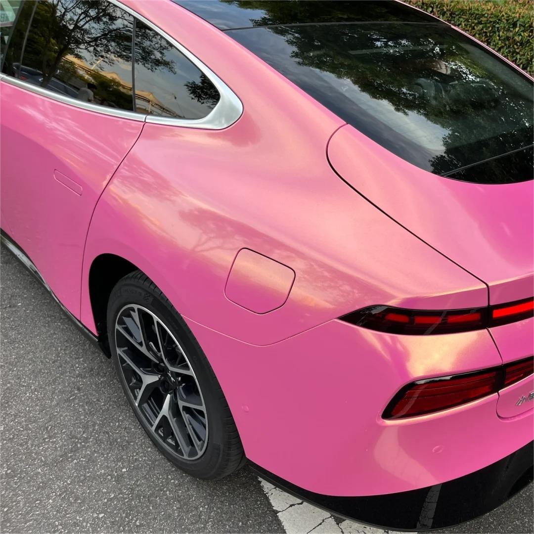 Gloss Metallic Diamond Gold Pink Car Vinyl Wrap product image 4 - Veloro metallic vinyl wrap