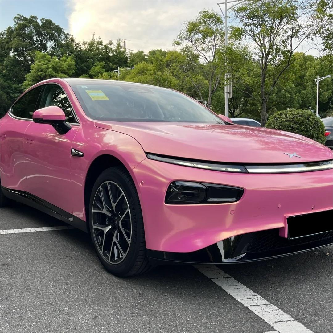 Gloss Metallic Diamond Gold Pink Car Vinyl Wrap product image 8 - Veloro metallic vinyl wrap
