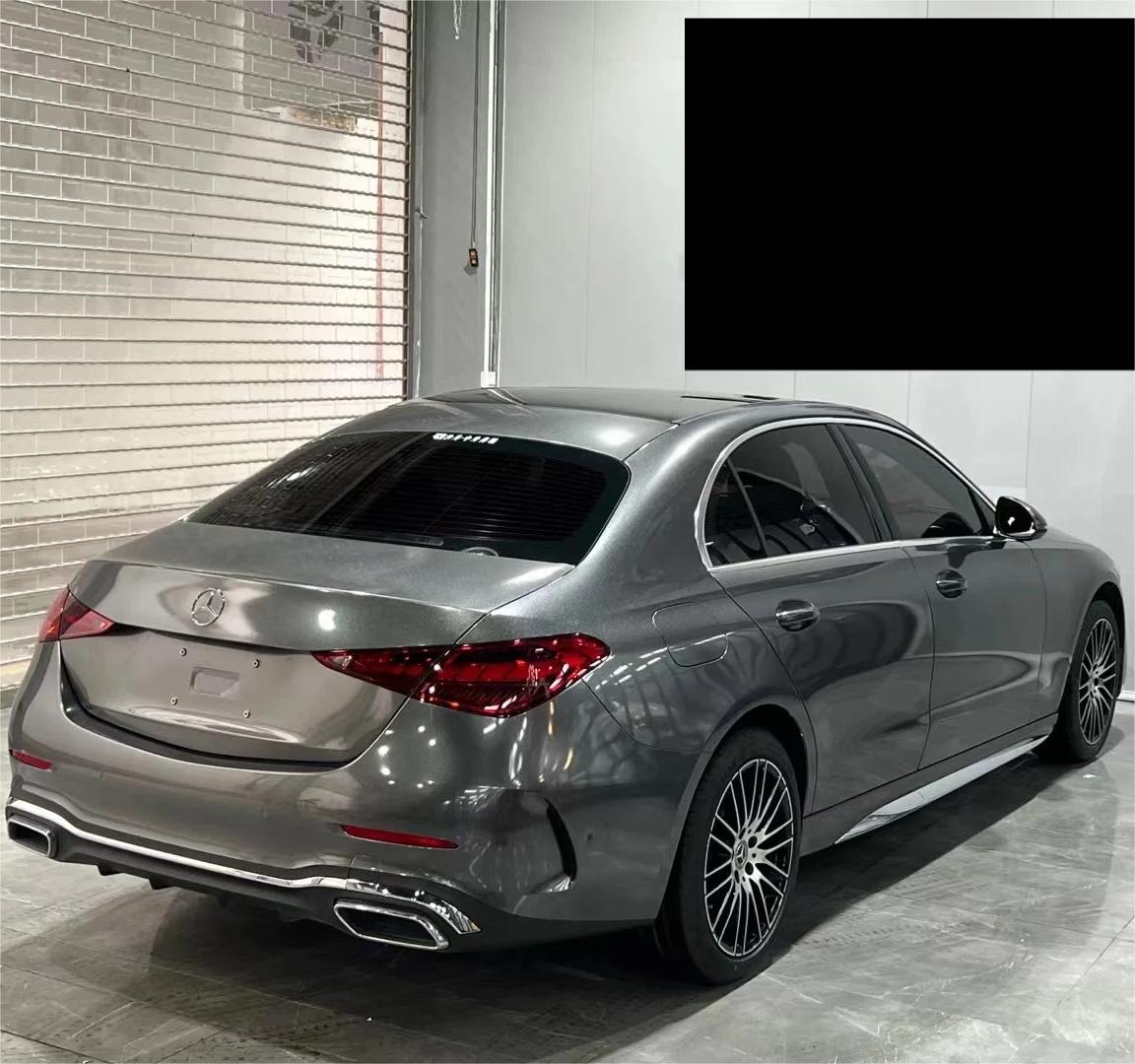 Gloss Metallic Diamond Graphite Light Grey Car Vinyl Wrap product image 5 - Veloro metallic vinyl wrap