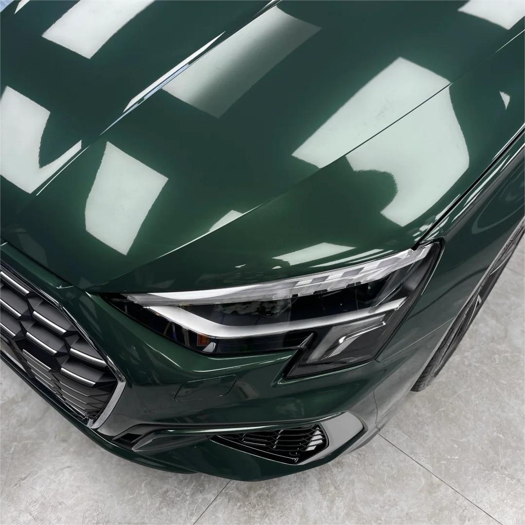 Gloss Metallic Forest Green Car Vinyl Wrap Audi product image 3 - Veloro metallic vinyl wrap