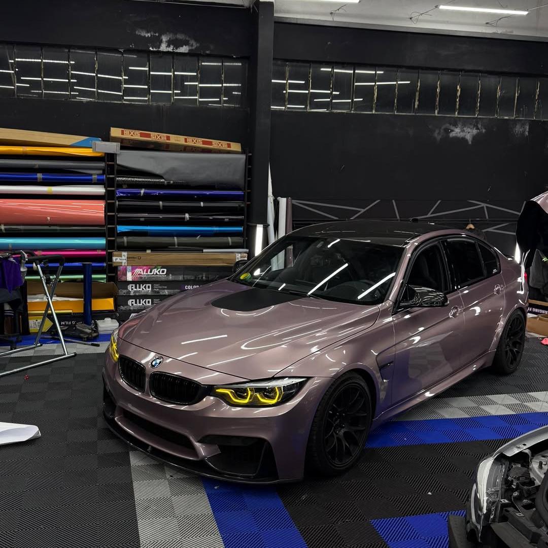 Gloss Metallic Frozen Berry Pink Car Vinyl Wrap PET product image 9 - Veloro metallic vinyl wrap