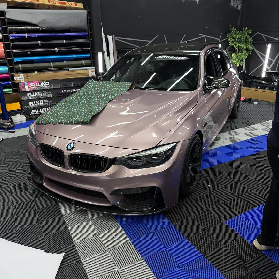 Gloss Metallic Frozen Berry Pink Car Vinyl Wrap PET product image 10 - Veloro metallic vinyl wrap