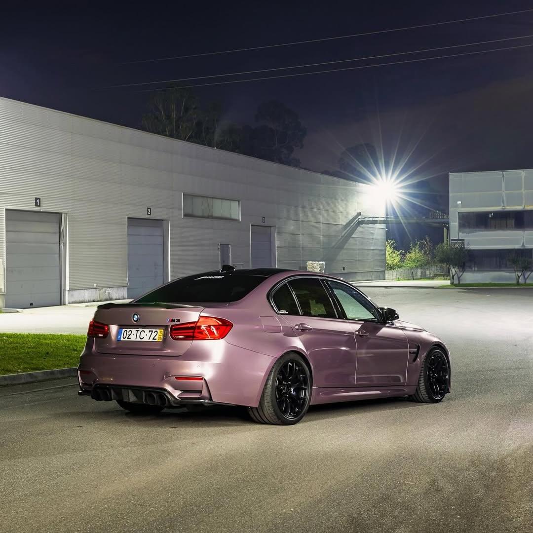 Gloss Metallic Frozen Berry Pink Car Vinyl Wrap PET product image 6 - Veloro metallic vinyl wrap