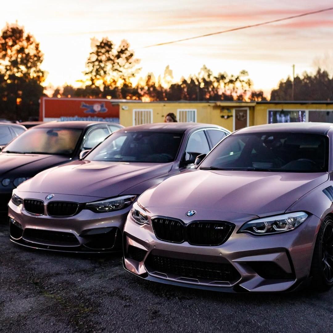 Gloss Metallic Frozen Berry Pink Car Vinyl Wrap PET product image 2 - Veloro metallic vinyl wrap