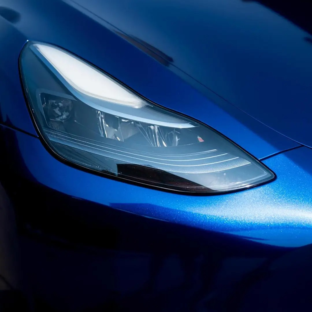 Gloss Metallic Gentian Blue Car Vinyl Wrap product image 8 - Veloro metallic vinyl wrap