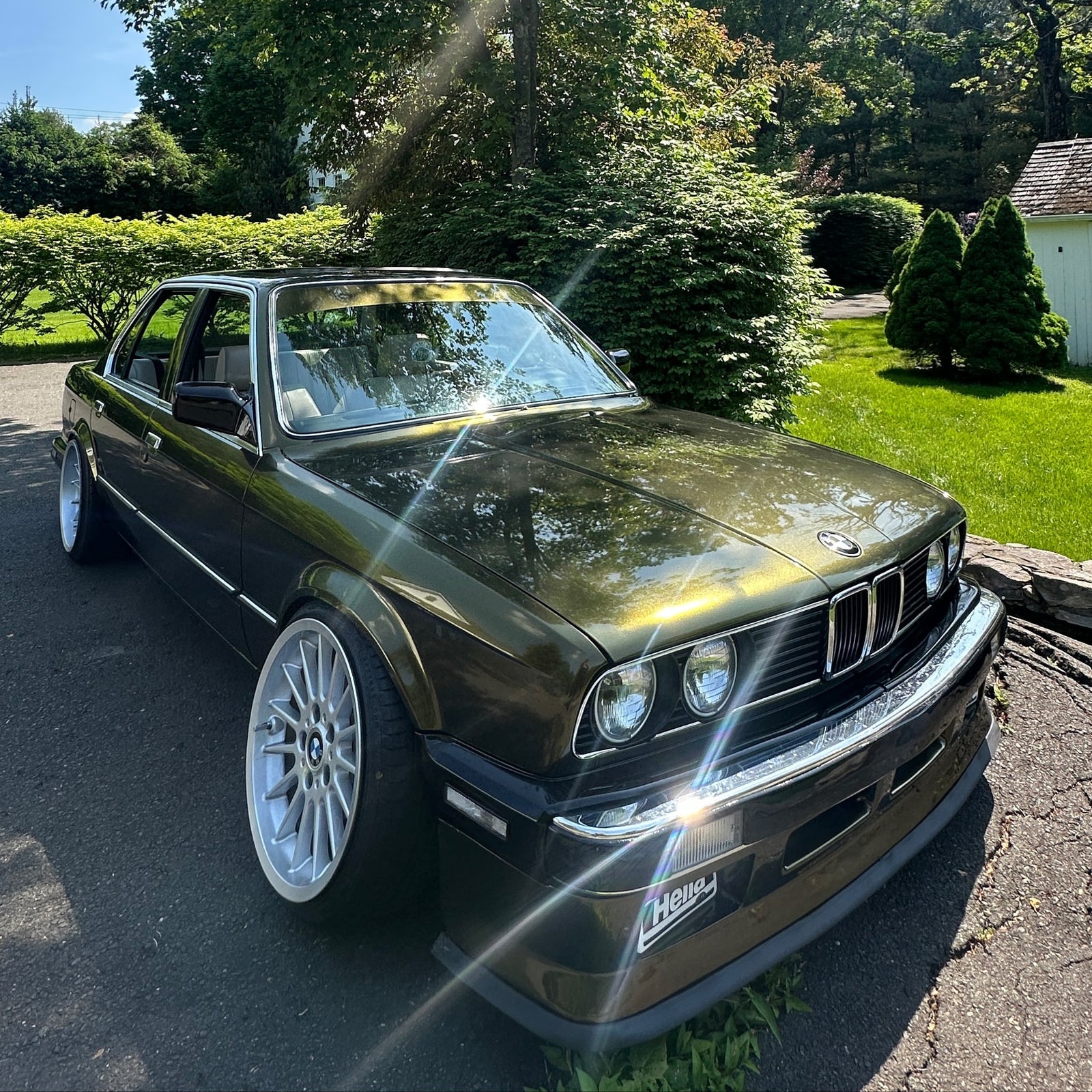 Gloss Metallic Ghost Midnight Gold Black Gold Car Vinyl Wrap PET product image 4 - Veloro metallic vinyl wrap