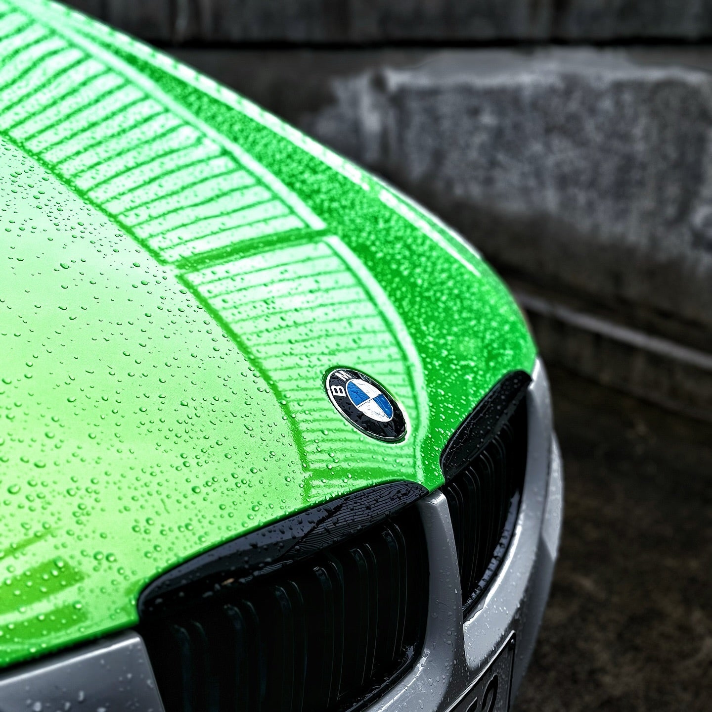 Gloss Metallic Gold Green Car Vinyl Wrap PET product image 15 - Veloro metallic vinyl wrap