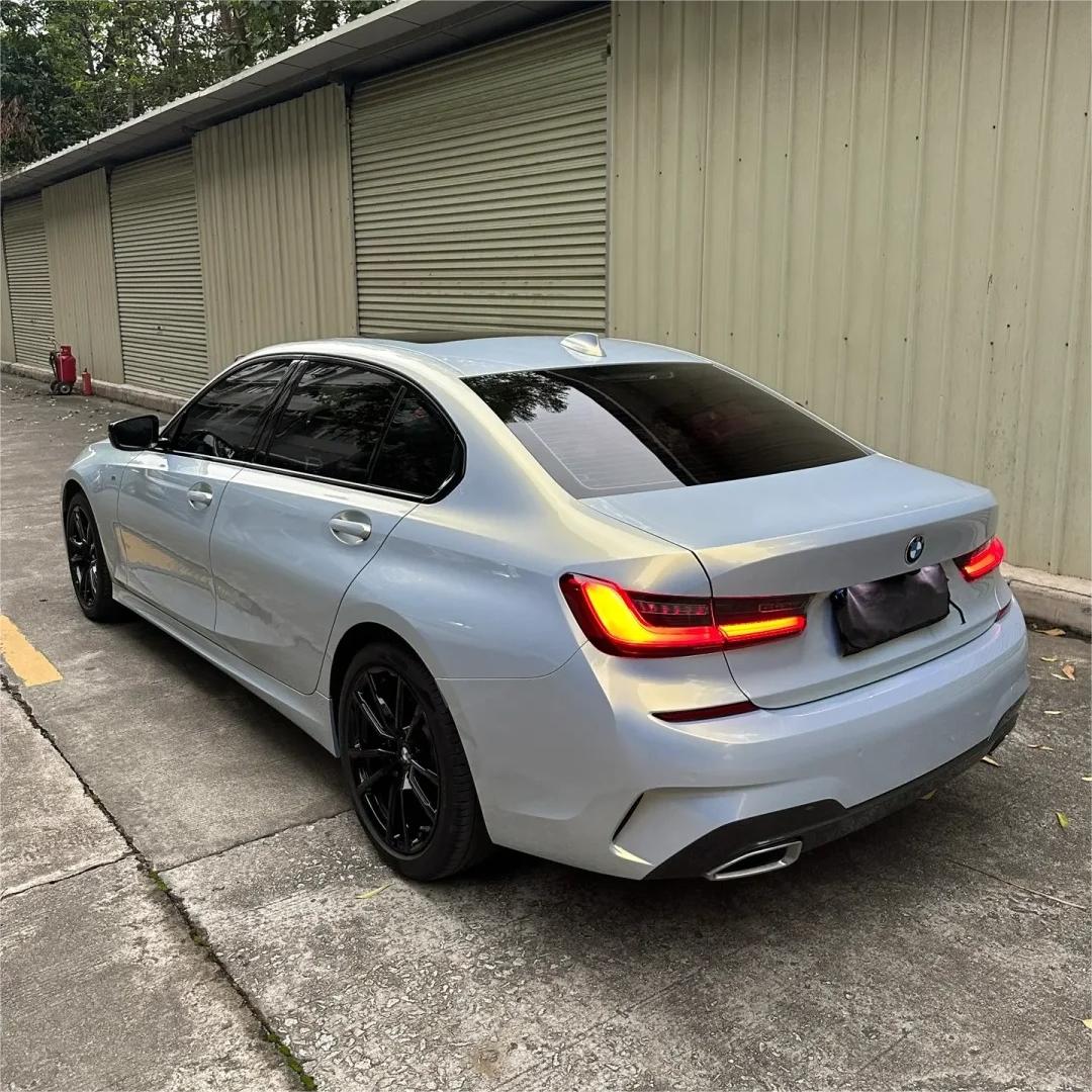 Gloss Metallic Gold Grey Car Vinyl Wrap product image 15 - Veloro metallic vinyl wrap