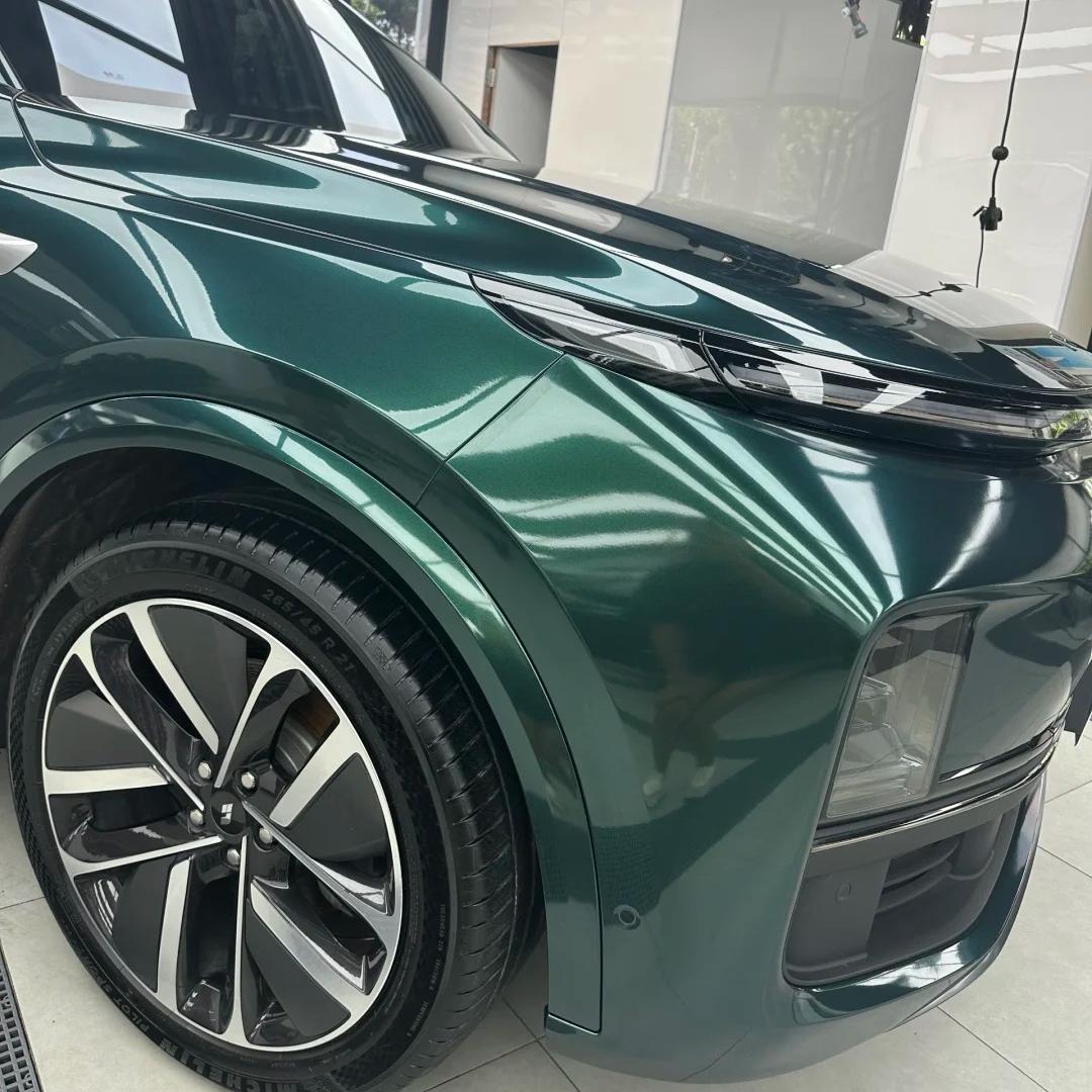 Gloss Metallic Ideal Dark Green Car Vinyl Wrap product image 13 - Veloro metallic vinyl wrap