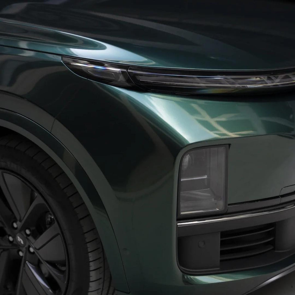 Gloss Metallic Ideal Dark Green Car Vinyl Wrap product image 8 - Veloro metallic vinyl wrap
