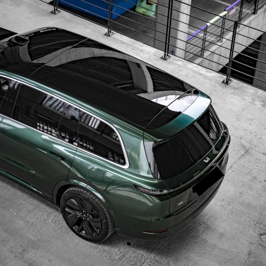 Gloss Metallic Ideal Dark Green Car Vinyl Wrap product image 9 - Veloro metallic vinyl wrap